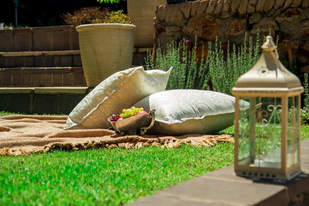 Amoris Guest House-Waterkloof Ridge Pretoria-Noord Esterno foto
