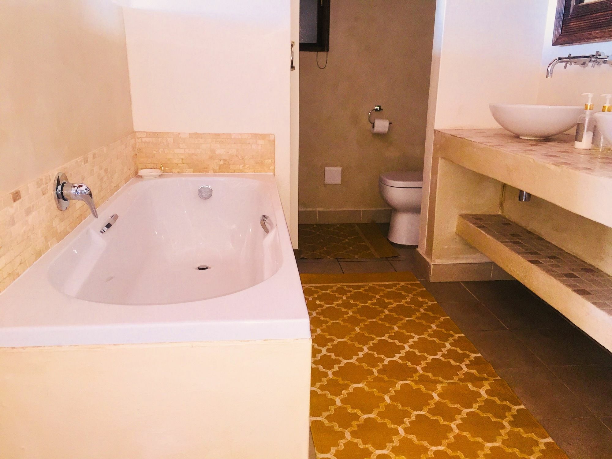 Amoris Guest House-Waterkloof Ridge Pretoria-Noord Esterno foto